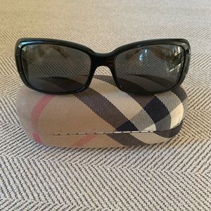 Burberry sunglasses